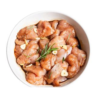 Pechuga de pollo en adobo fresco  ¬/kg